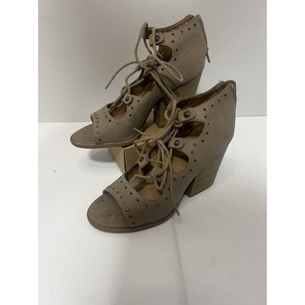Bke Womens Siren Sandals Brown Stacked Heels Back Zipper Lace Up Cutout 7